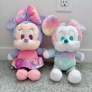 NWOT Mickey and Minnie Mouse plush toys 13”